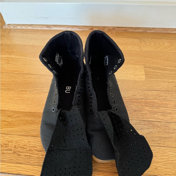 NOBULL Hightop Trainers - Picture 4 of 5